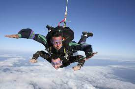 Centre de parachutisme scolaire photo