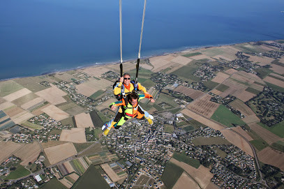 321chutelibre parachute jumps photo