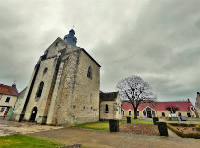 Abbatiale Saint-Genou de Saint-Genou photo