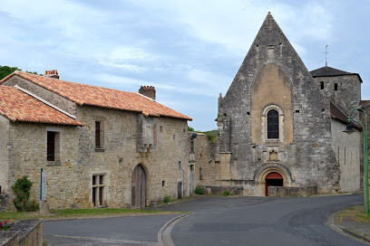 Abbaye de Fontaine le Comte photo