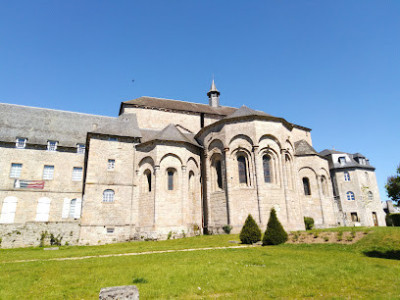 Abbaye Saint-André Saint-Léger de Meymac photo