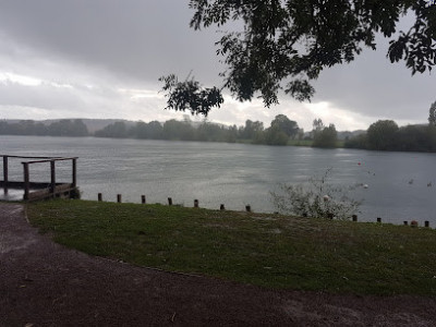 Aire de pique-nique, Le Lac de l'Onglais photo