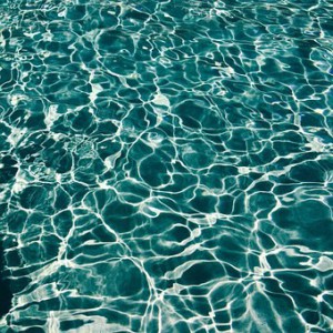 Allez à la piscine Aqua-Baie photo