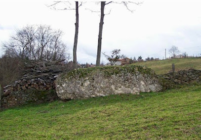 Aqueduc romain du gier Saint-Joseph : Pont du Rieu (culée aval) photo