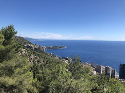 Area Picnic Beausolei photo