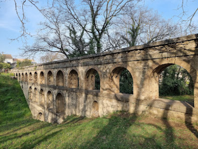 Balouvière Aqueduct photo