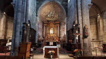 Basilique Notre-Dame-des-Miracles Mauriac photo