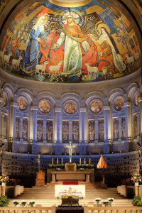 Basilique Sainte-Thérèse de Lisieux photo