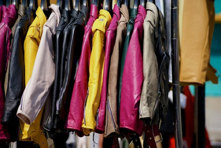 Bourse aux vêtements à Chaville photo