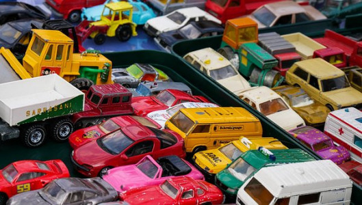 Brocante du Comite des fêtes de Cadolive photo
