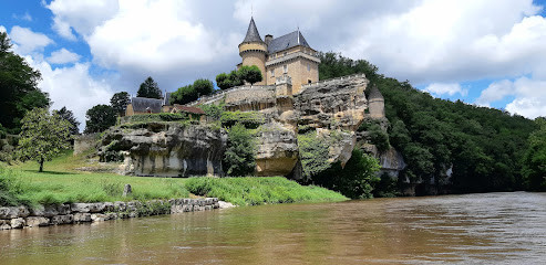 Canoeing The 7 Rives photo