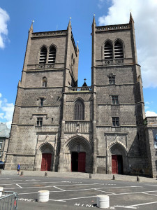 Cathédrale Saint-Pierre de Saint-Flour photo