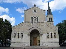 Centre paroissial catholique photo