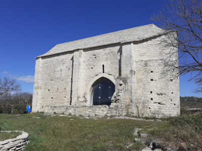 Chapelle de La Clastre à St Hilaire d'Ozilhan photo