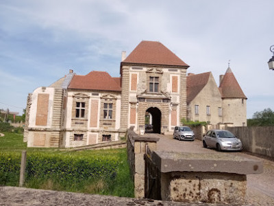 Chateau de Pionsat photo