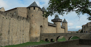 Château et Remparts de la Cité de Carcassonne photo