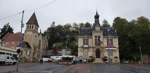 Chateau-Thierry castle photo
