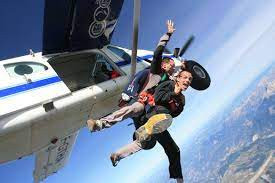 Chute libre en tandem | Atlas Parachutisme: Baptême saut parachute Tallard photo