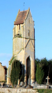 Clocher de l'ancienne église Notre-Dame photo