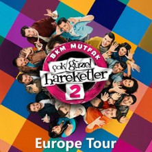 Cok Guzel Hareketler Bunlar 2 - Folies Bergère, Paris photo