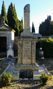 Colonne Brisée de Douzens photo