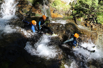 Compagnie des Guides Outdoor - Base de Rafting / Canyoning photo