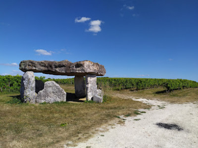 Dolmen photo