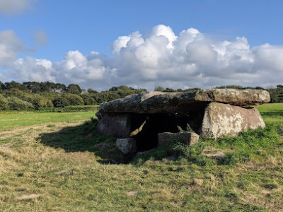 Dolmen de Kerguntuil photo
