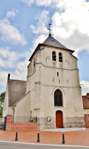 Église catholique Notre-Dame de Cambrin et son Cimetière photo