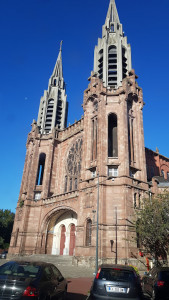 Église catholique Notre-Dame-du-Sacré-Cœur d'Armentières photo