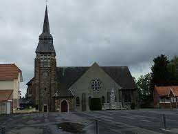 Église catholique Saint-Géry à Pronville. photo