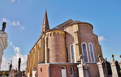 Église catholique Saint-Jacques à Coulogne et son Cimetière photo