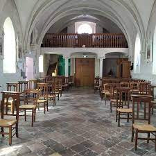 Église catholique Saint-Jean-Baptiste à Beauvois et son Cimetière photo