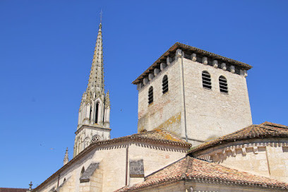 Église catholique Saint-Jean-Baptiste à Coutras photo