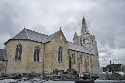 Église catholique Saint-Léger à Polincove et son Cimetière photo