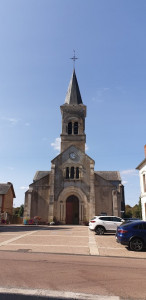 Église catholique Saint-Léger à Sus-Saint-Léger et son Cimetière photo