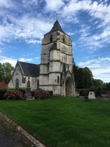 Église catholique Saint-Léonard à Tramecourt et son Cimetière photo