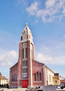 Église catholique Saint-Martin à Nortkerque et son Cimetière photo