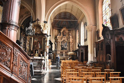 Église catholique Saint-Martin d'Arnèke et son Cimetière photo
