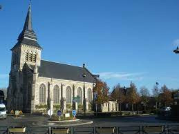 Église catholique Saint-Maur à Locon photo