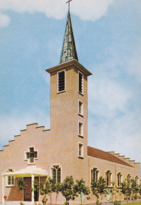 Église catholique Saint-Nicolas à Zuydcoote et son Cimetière photo