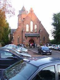 Église catholique Saint-Pierre à Fauquissart de Laventie photo