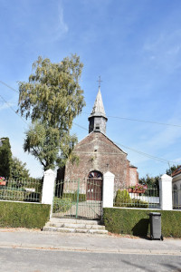 Église catholique Saint-Pierre à Quilen et son Cimetière photo