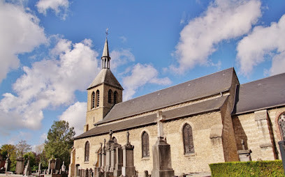 Église catholique Saint-Pierre à Saint-Pierre-Brouck et son Cimetière photo