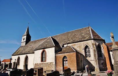 Église catholique Saint-Pierre d’Alembon et son Cimetière photo