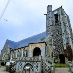 Église catholique Saint-Pierre d'Ault photo