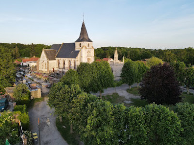 Église catholique Saint-Pierre de Wailly-Beaucamp et son Cimetière photo