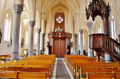 Église catholique Sainte-Berthe-d'Avenay et son Cimetière photo