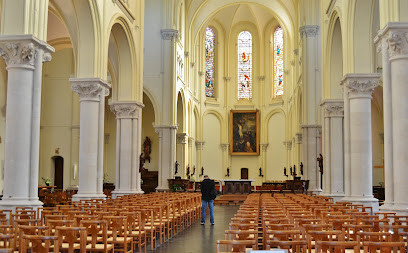 Église catholique Sainte-Marie-Madeleine à La Madeleine photo