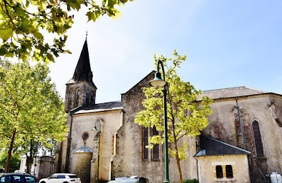 Eglise De Labenne photo